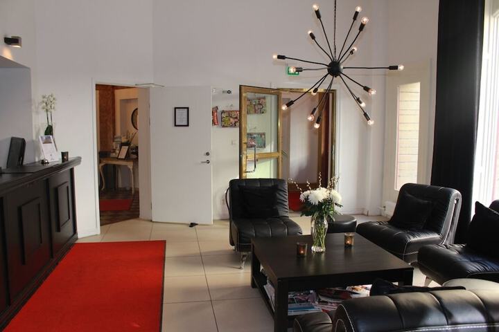 Hotel Lobby
