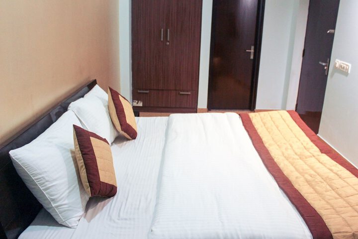 Room 18 of 36