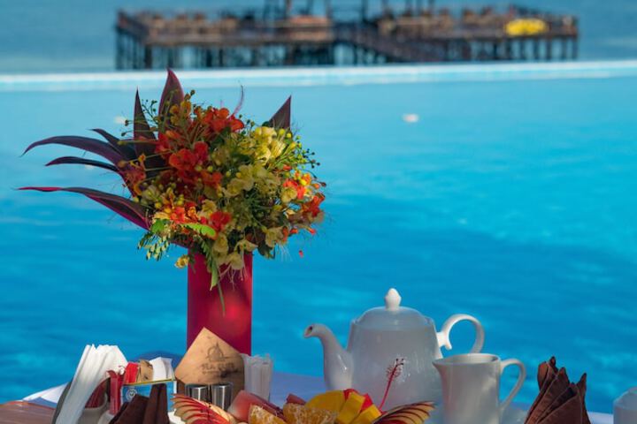 Breakfast/Coffee Service 91 of 163