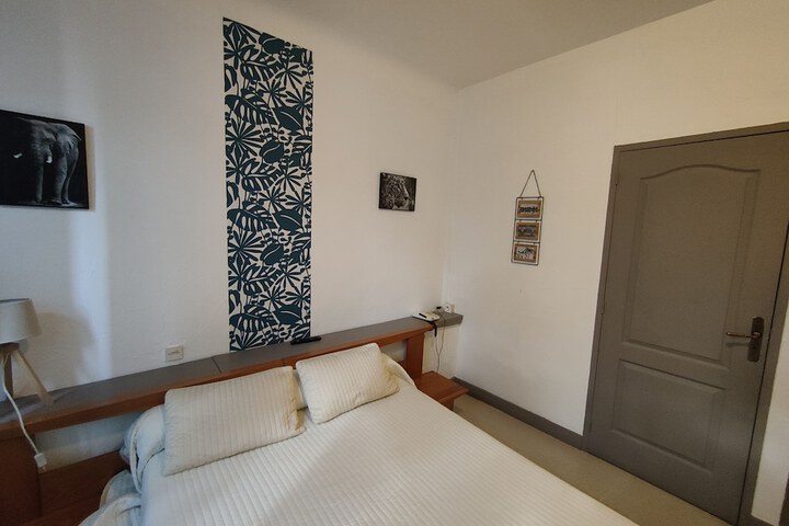 Room 44 of 71