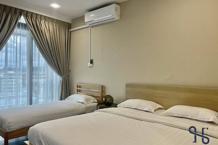 Room 26 of 326