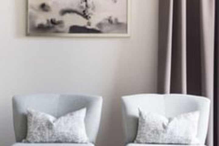 Room 28 of 46