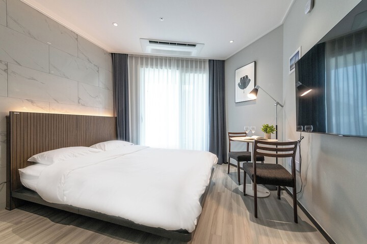 Room 7 of 46