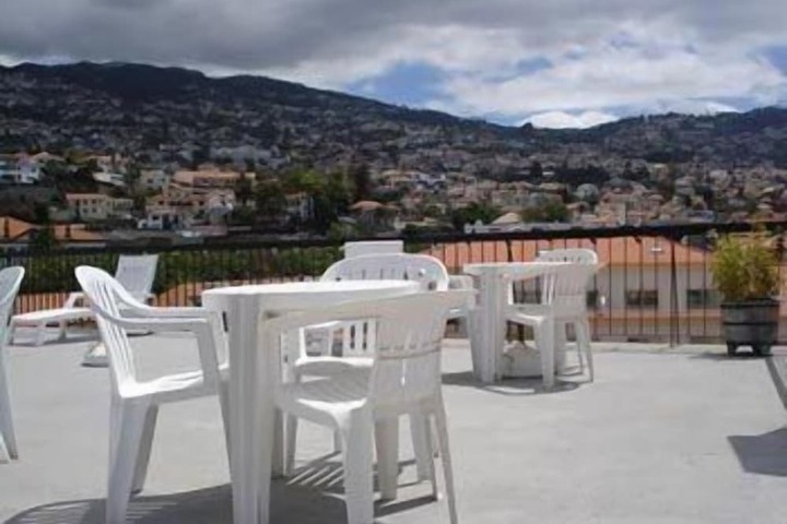 Terrace/Patio 9 of 10