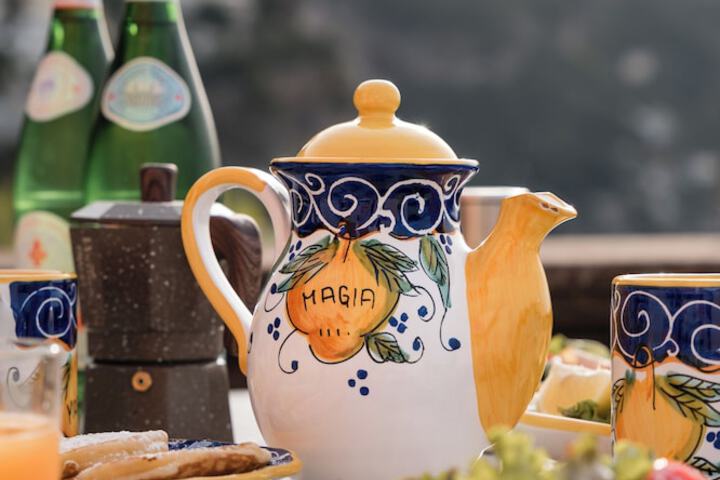 Breakfast/Coffee Service 220 of 241