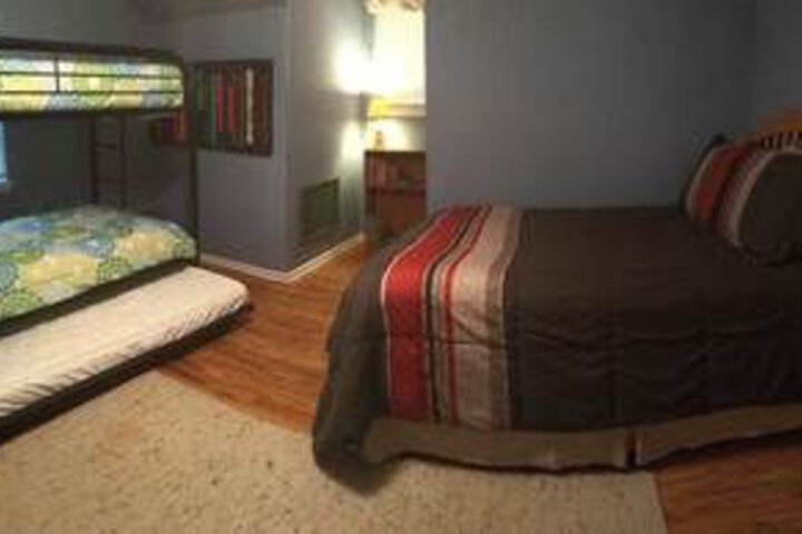 Image of Park-like Backyard on 1 Acre