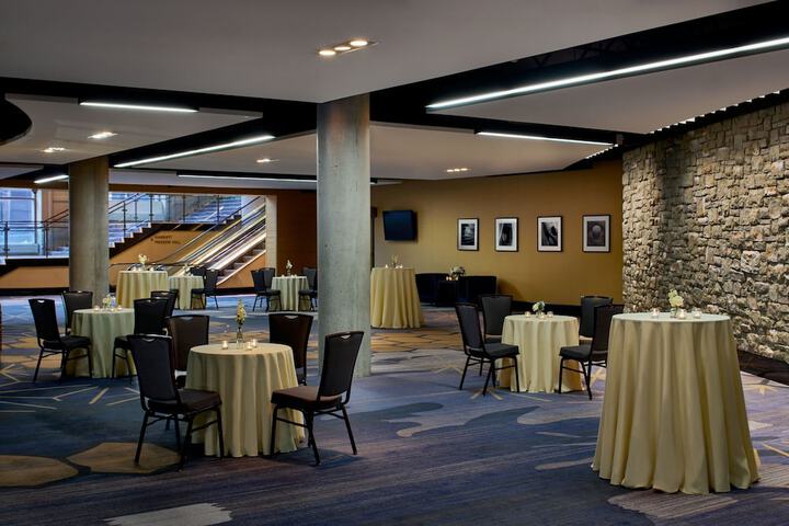Banquet hall