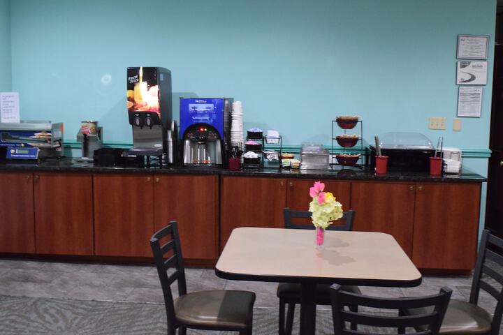 Breakfast area