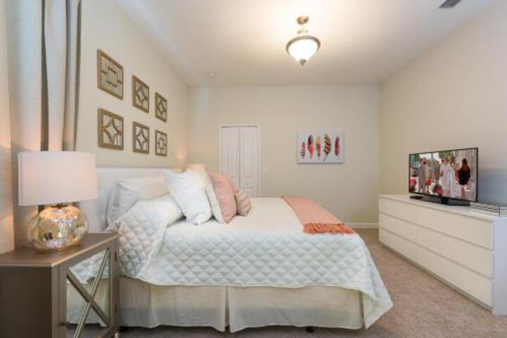 Champions Gate Five Bedroom Villa CG024 in Davenport, FL