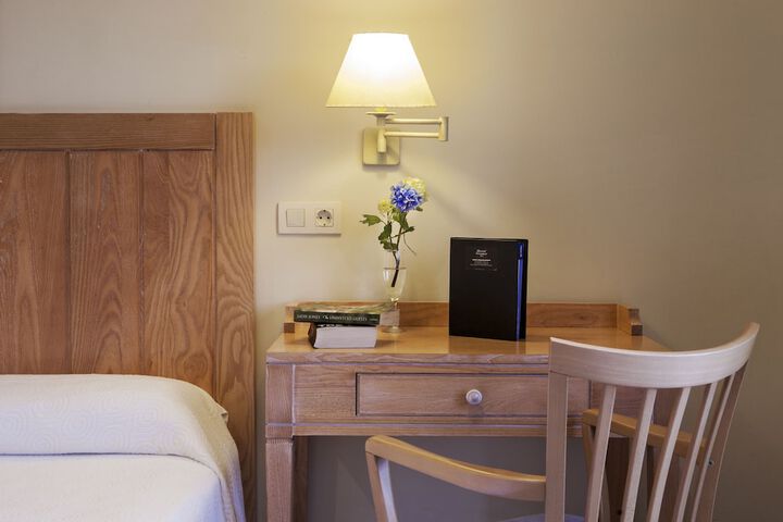 Room 7 of 36