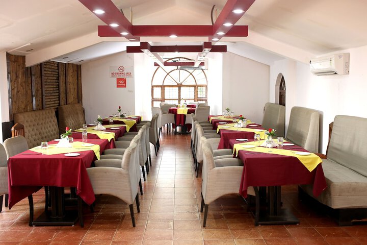 Dining Photos