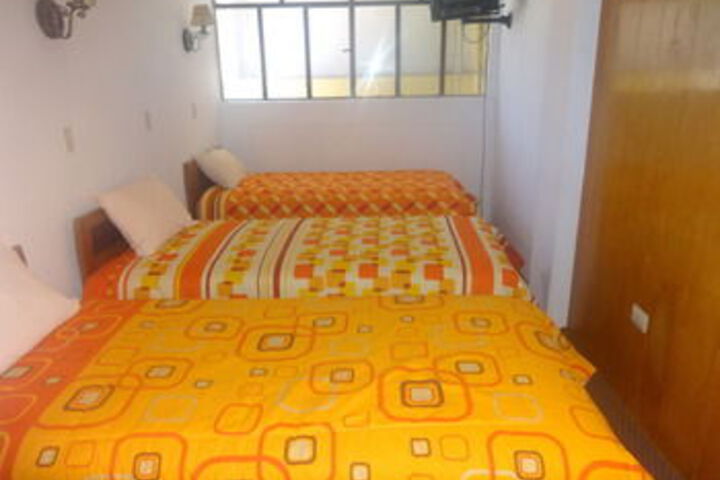 Room 18 of 28