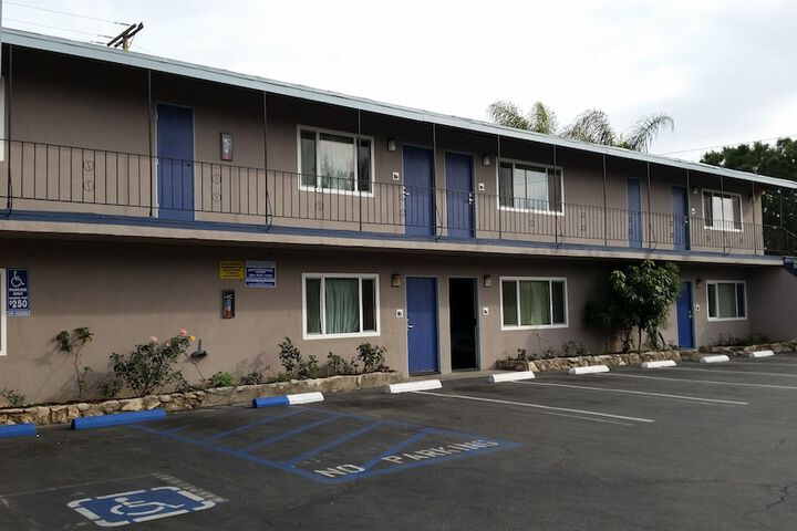 Hotel 33 of 34