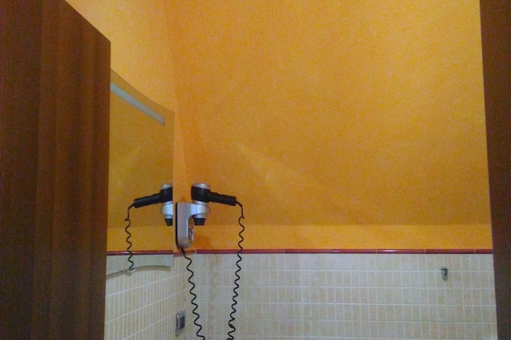 Room 35 of 54