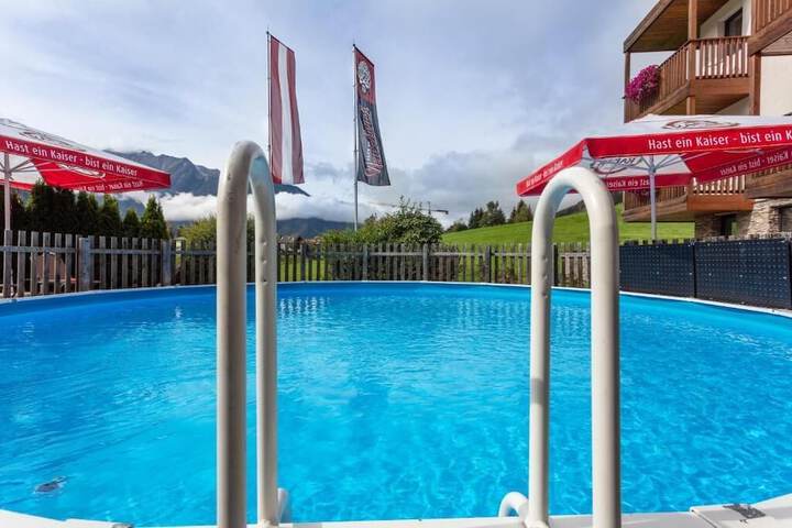 Pool 32 of 88