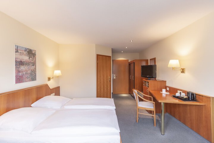 Room 55 of 114