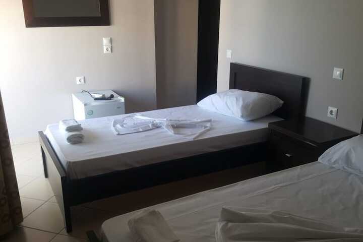 Room 7 of 51