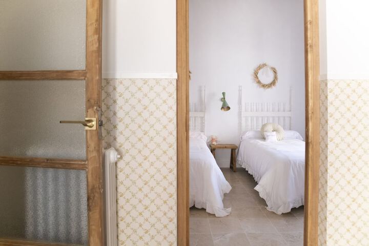 Room 29 of 74