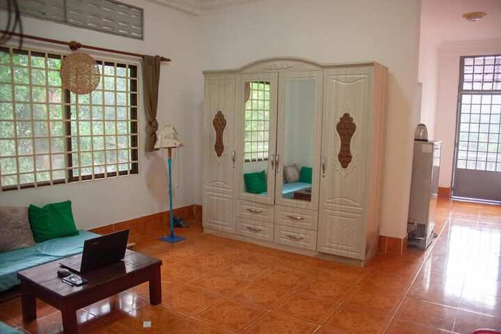 Room 28 of 58