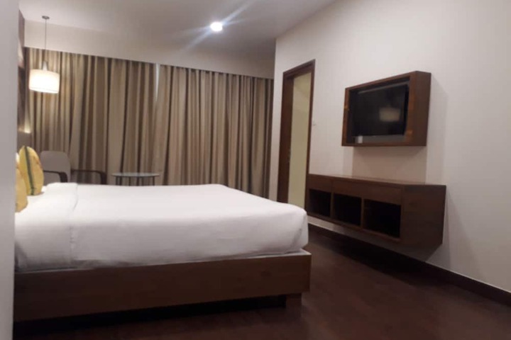 Room 31 of 129