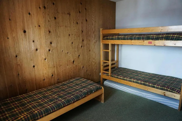 Room 3 of 11