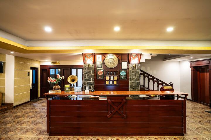 Hotel Interior 5 of 43