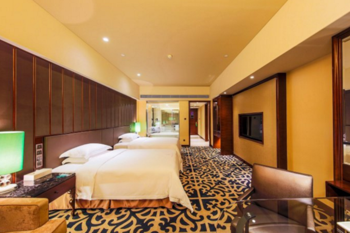 Malachite Hotel