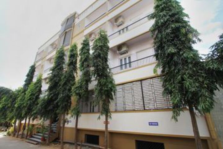 OYO 10258 Hotel Hibiscus Hebbal