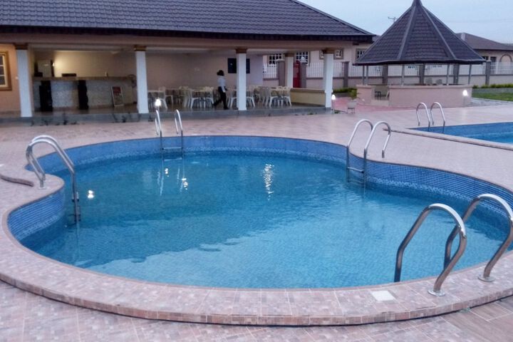 Pool 29 of 54