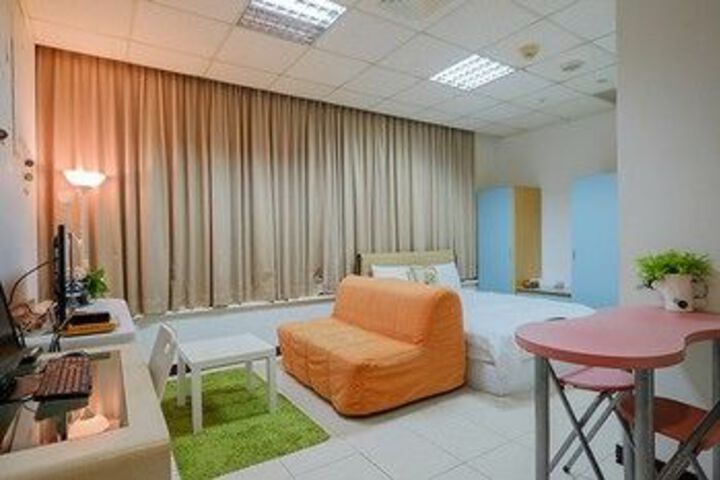 Room 21 of 24