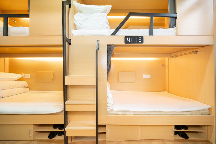 Room 7 of 21