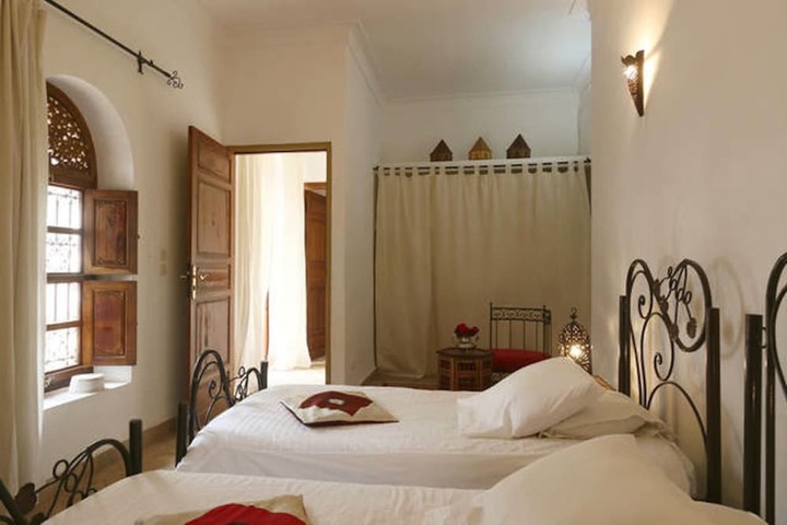 Room 4 of 38