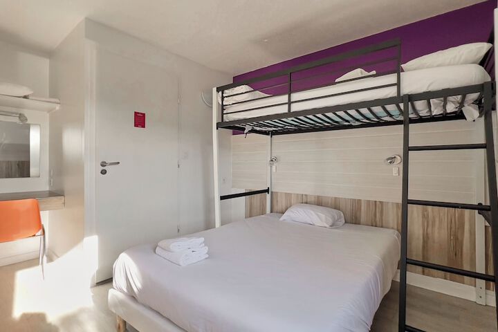 Room 19 of 26