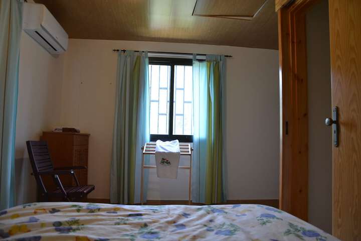 Room 5 of 44