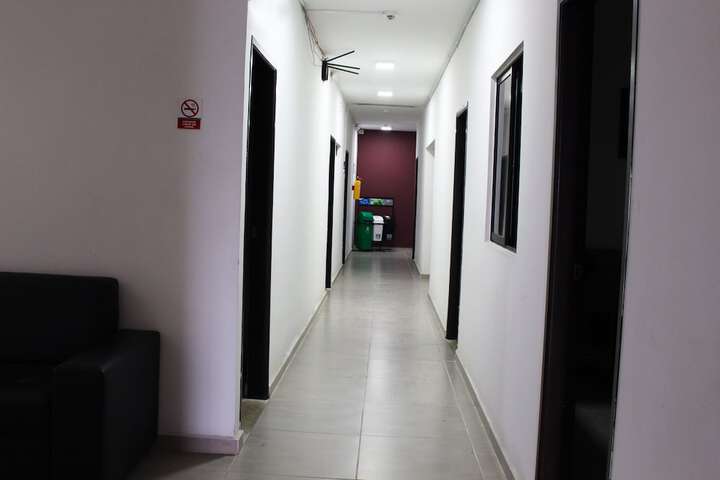 Ballroom/Hall 32 of 34