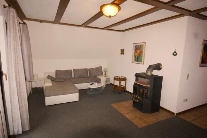 Room 16 of 43