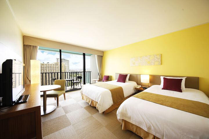 Room 28 of 130