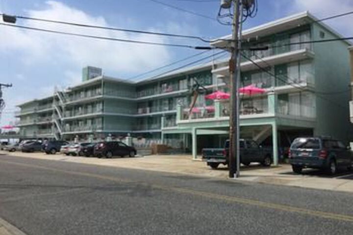 Hotel View 102 of 123