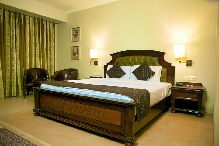 Room 29 of 80