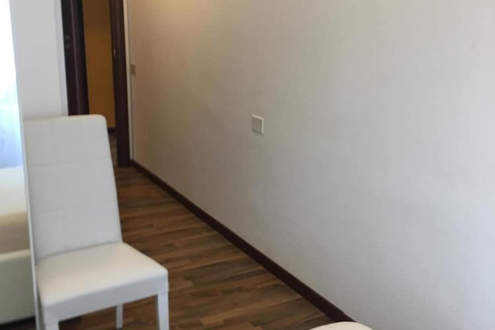 Room 17 of 57