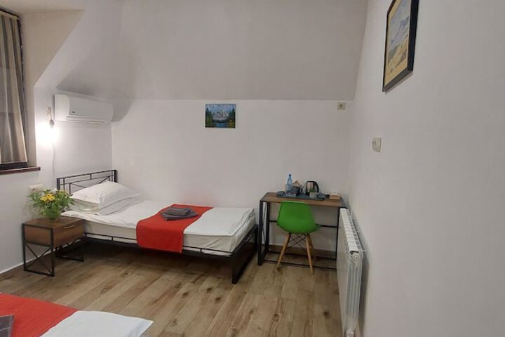 Room 11 of 57