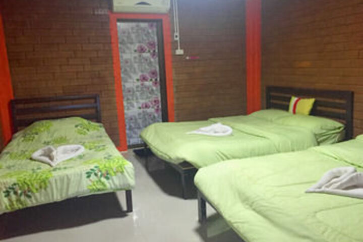 Room 19 of 35