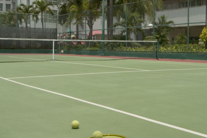 Tennis court