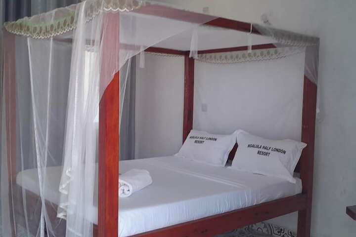 Room 4 of 37