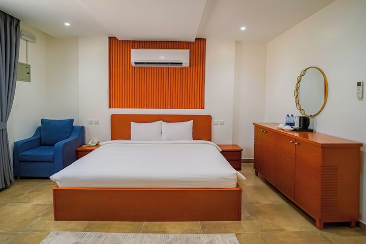 Room 21 of 47