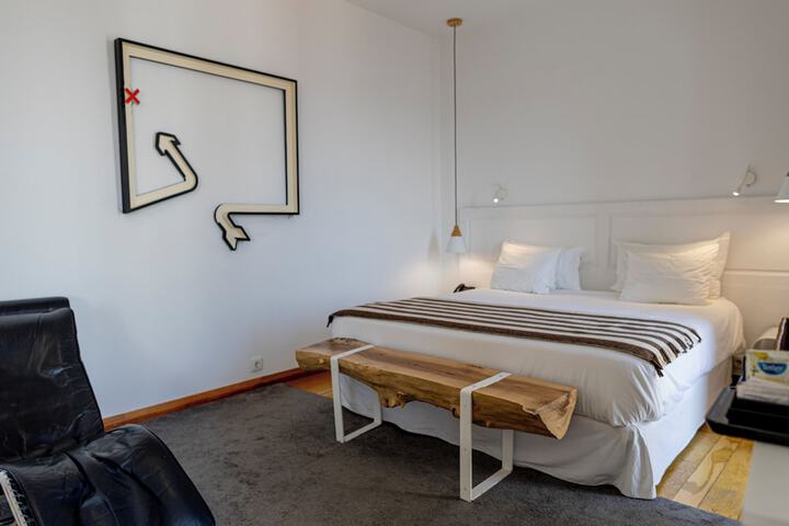 Room 36 of 80