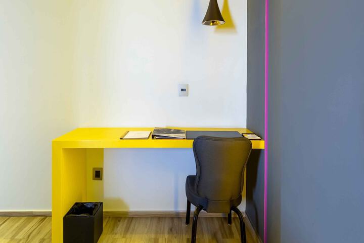 Room 15 of 53