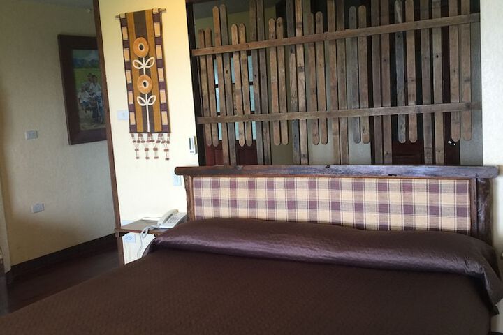 Room 10 of 79