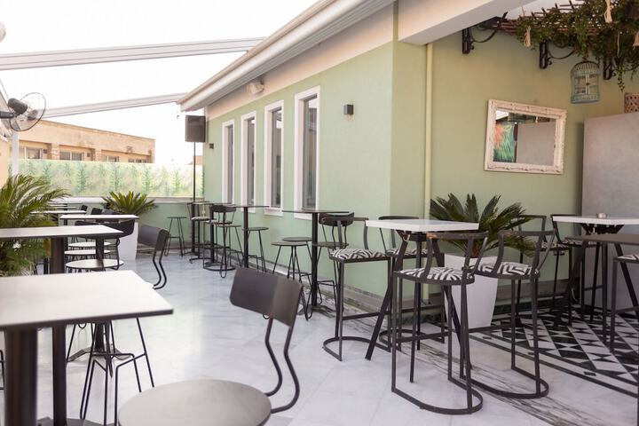 Terrace/Patio 58 of 60