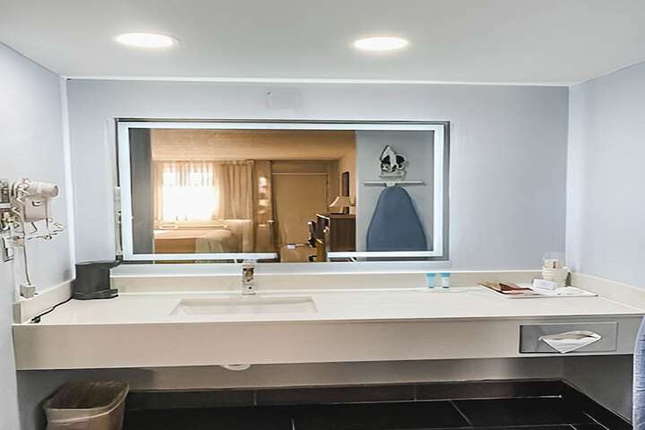 Bathroom sink